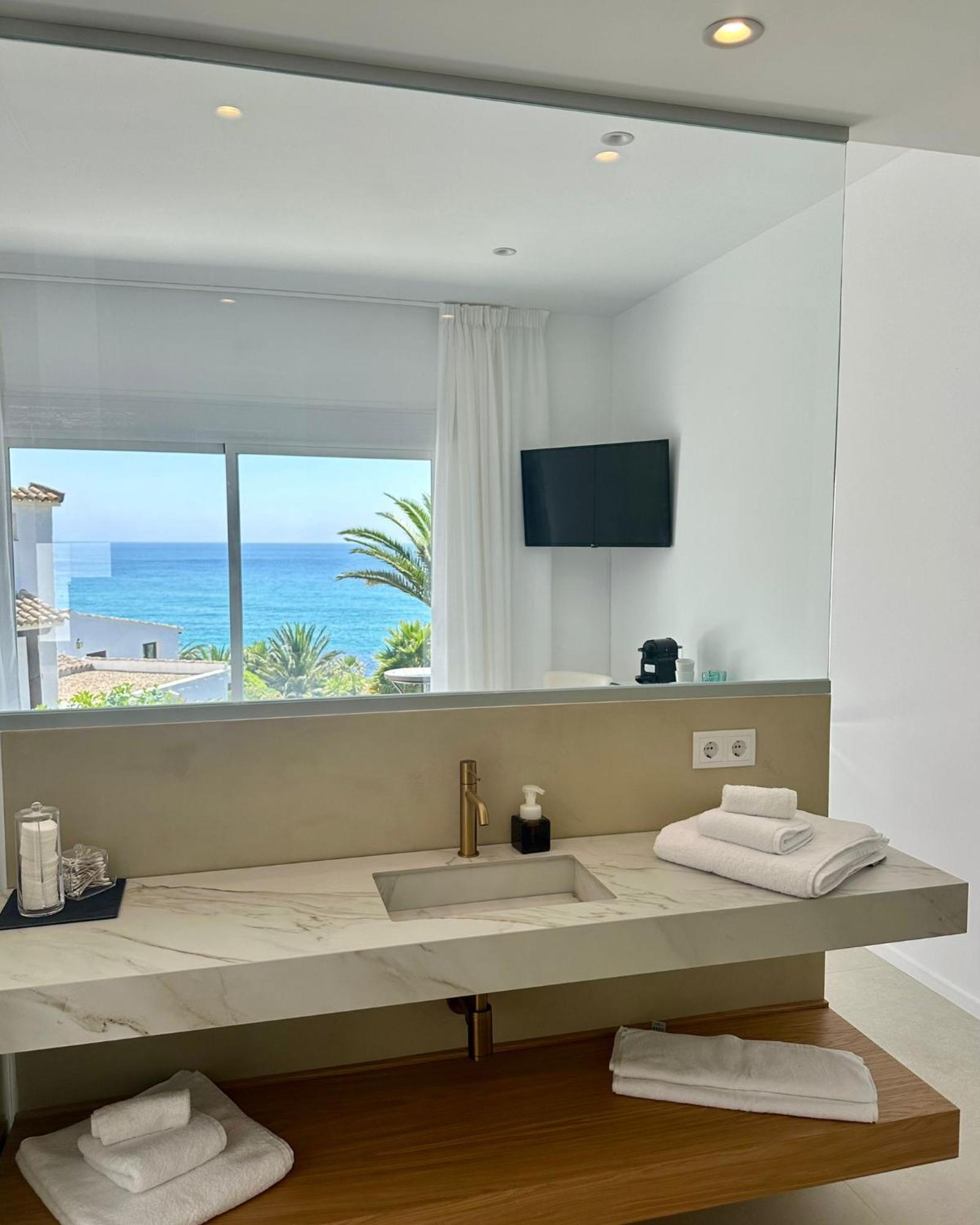 Tierratlanta Suites Zahara de los Atunes Extérieur photo