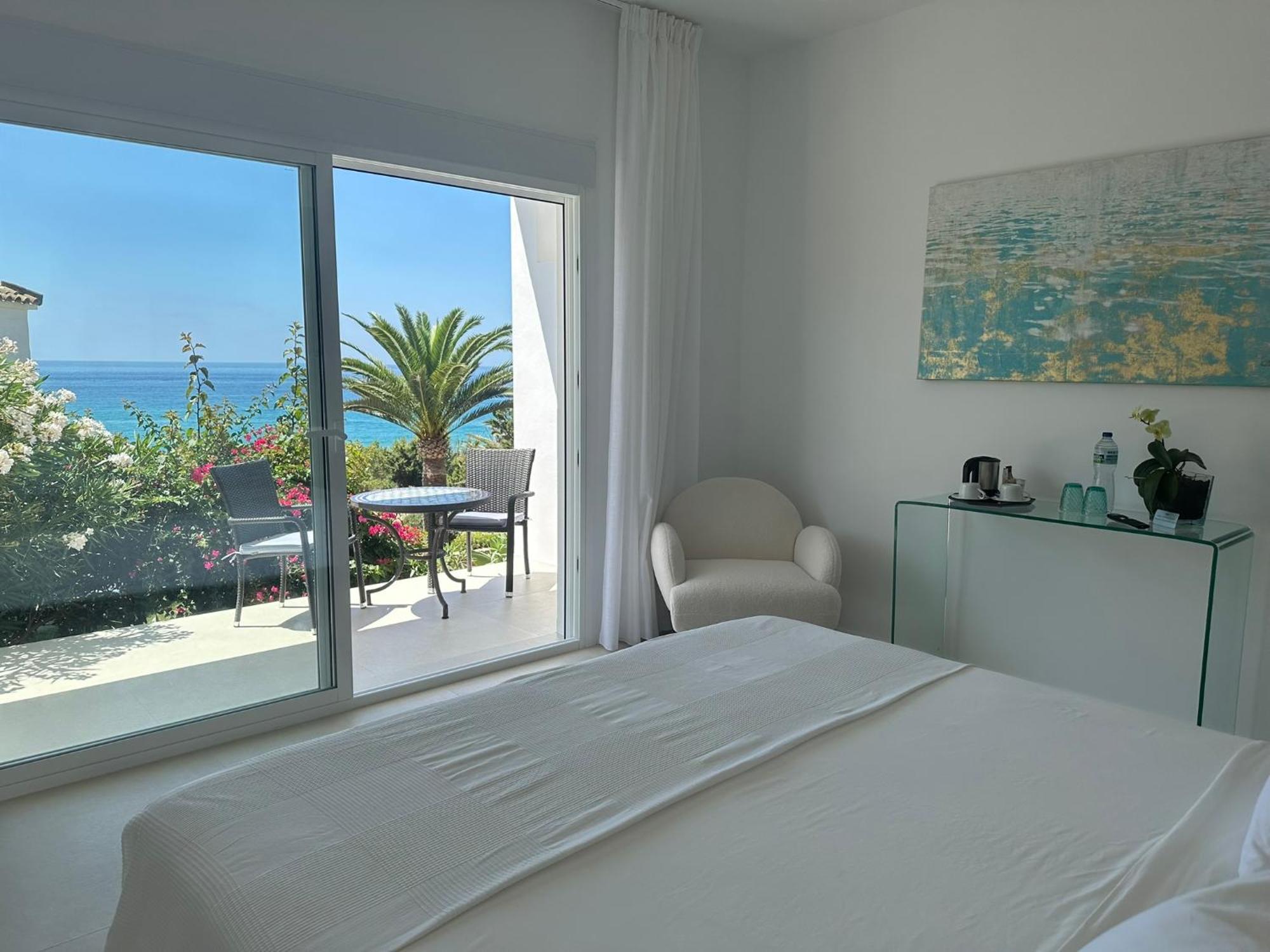 Tierratlanta Suites Zahara de los Atunes Extérieur photo